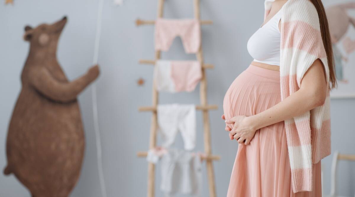 Dolor de espalda durante el embarazo: consejos simples y posiciones para dormir que pueden ayudar