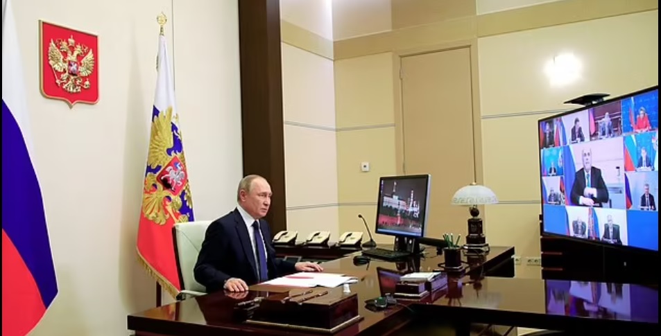 Extraña aparición del ministro de Defensa ruso, Sergei Shoigu, después de no ser visto durante dos semanas