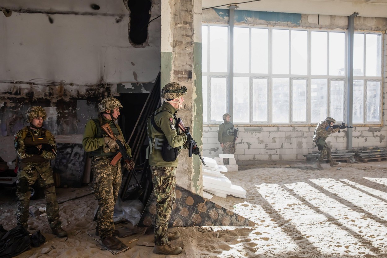 Ucrania emprende una contraofensiva para liberar a Kherson, pero todavía está «bajo el control total de Rusia»