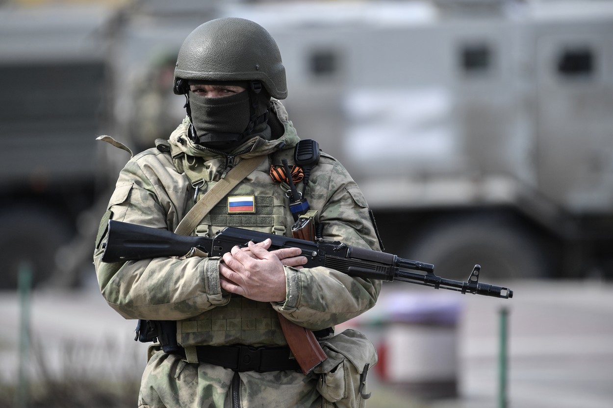 8 NOTICIAS DE 8 AM Moscú recluta a 20,000 soldados en Superjob.ru: «Amplias oportunidades para la autorrealización»