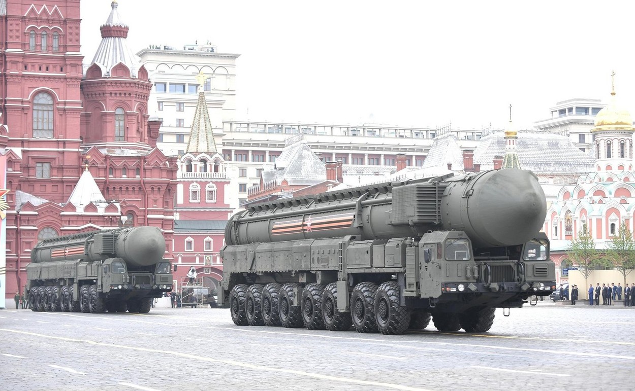 Ucrania afirma que Rusia está colocando lanzadores móviles de ojivas nucleares en la frontera