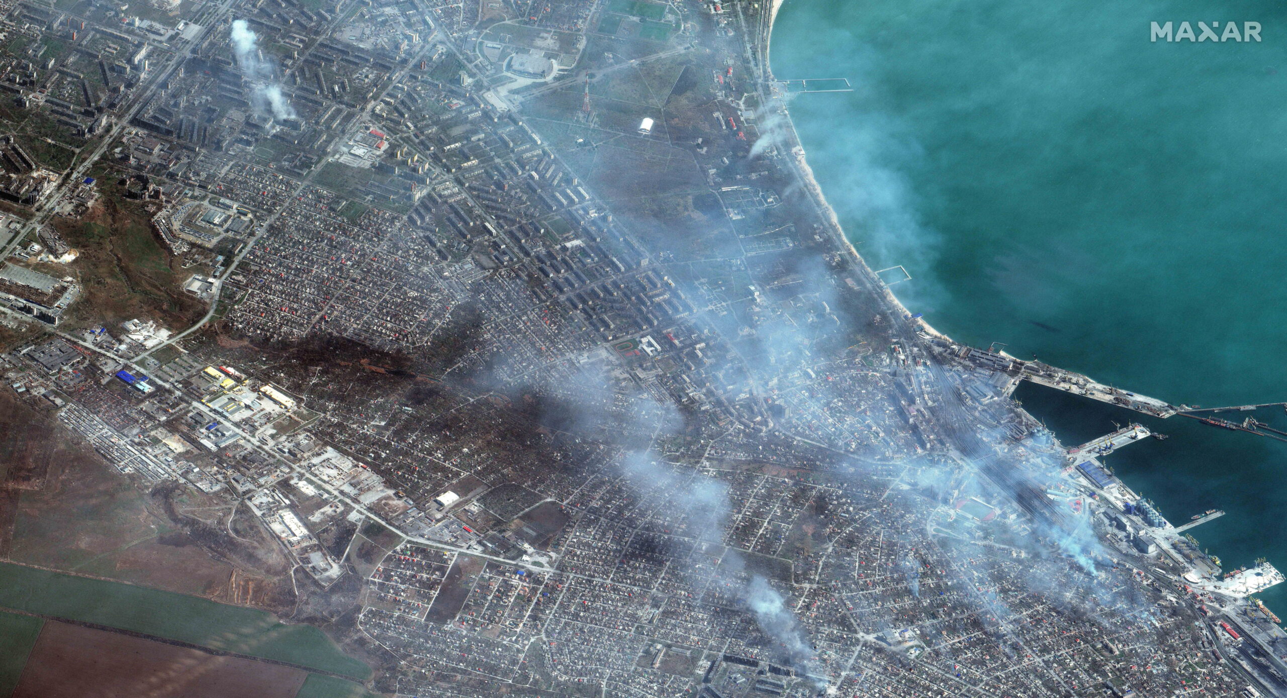 El Ministerio de Defensa ruso anunció que el puerto de Mariupol ha sido completamente limpiado por mí y ha comenzado a operar nuevamente. El Ministerio de Defensa ruso anunció que el puerto de Mariupol ha sido completamente limpiado por mí y ha comenzado a operar nuevamente.