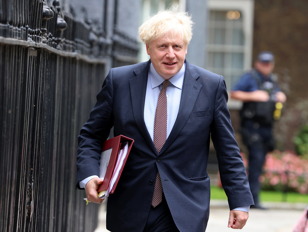 Cómo se elegirá al nuevo primer ministro británico tras la dimisión de Boris Johnson y cuánto podría durar