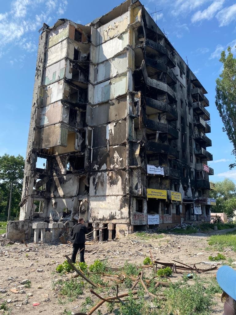 El embajador de Rusia en Pyongyang: «Los trabajadores norcoreanos podrían ayudar a reconstruir el este de Ucrania»