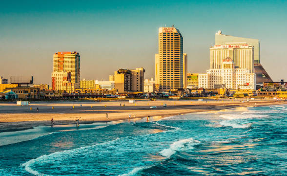 Los trabajadores de los casinos de Atlantic City piden el apoyo del vicepresidente a la prohibición de fumar
