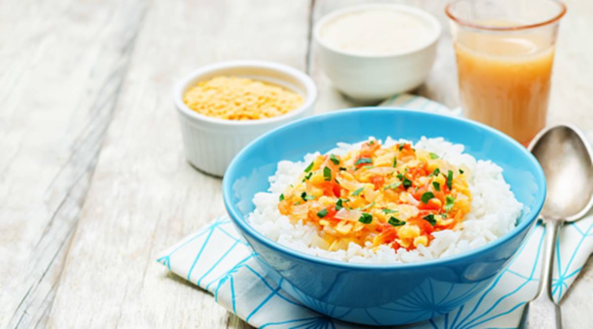 arroz dal, comida de bloqueo