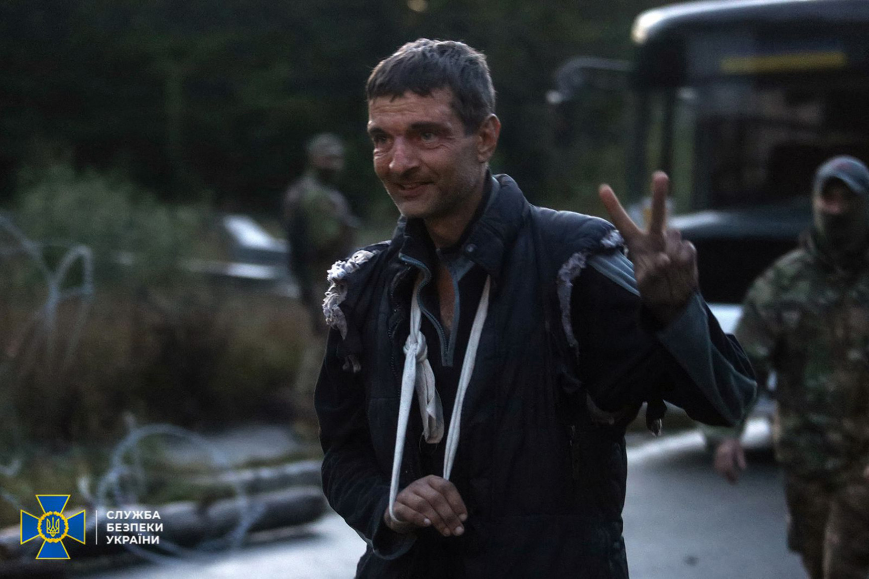 Dramáticas imágenes: el aspecto actual de Mikhail, el combatiente de Azovstal que se convirtió en un símbolo de la resistencia de Mariupol tras ser liberada por las tropas rusas