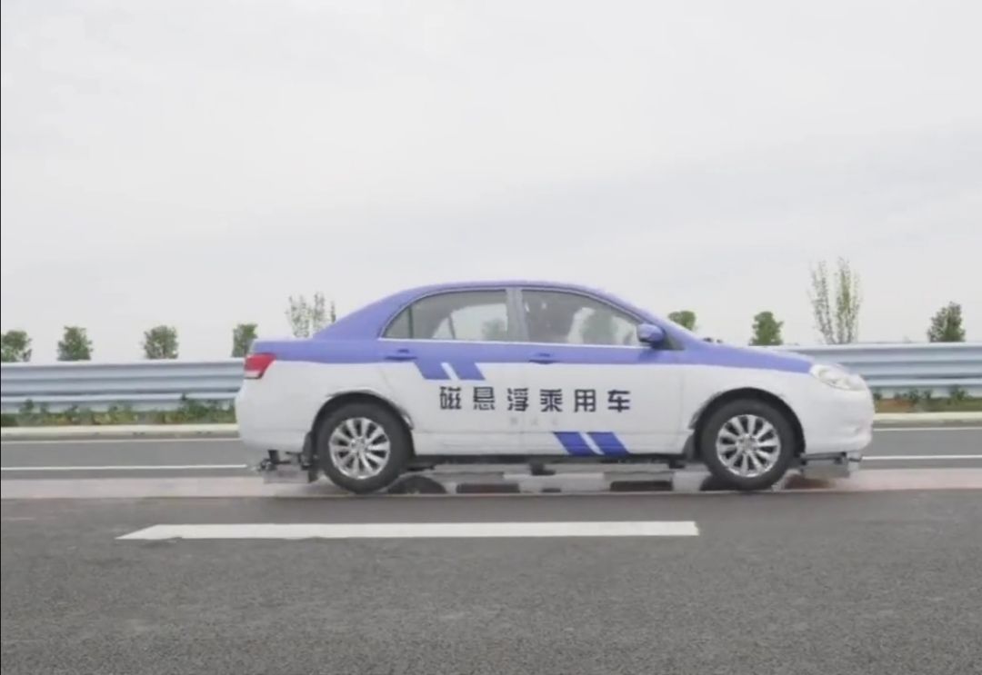 China prueba un coche volador. La increíble velocidad que puede alcanzar – VÍDEO