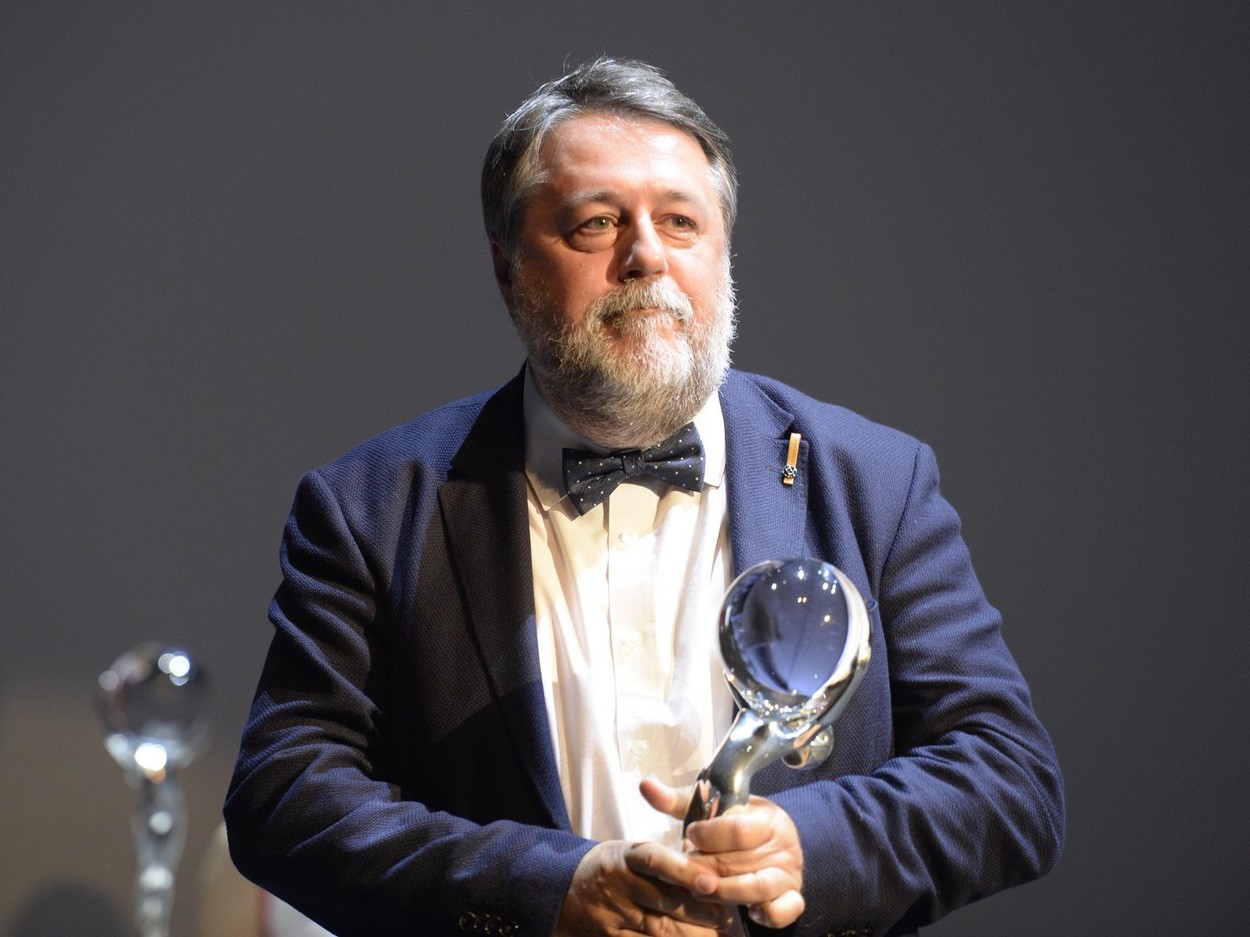 «Guerra» en la cima del cine ruso | Uno de los principales documentalistas rusos investigado internacionalmente tras una denuncia del director Nikita Mihalkov «Guerra» en la cima del cine ruso | Uno de los principales documentalistas rusos investigado internacionalmente tras una denuncia del director Nikita Mihalkov