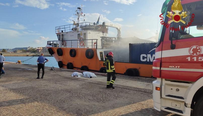 Un barco en Italia explotó en el puerto de Crotone. Al menos tres personas perdieron la vida, arrastradas por la explosión