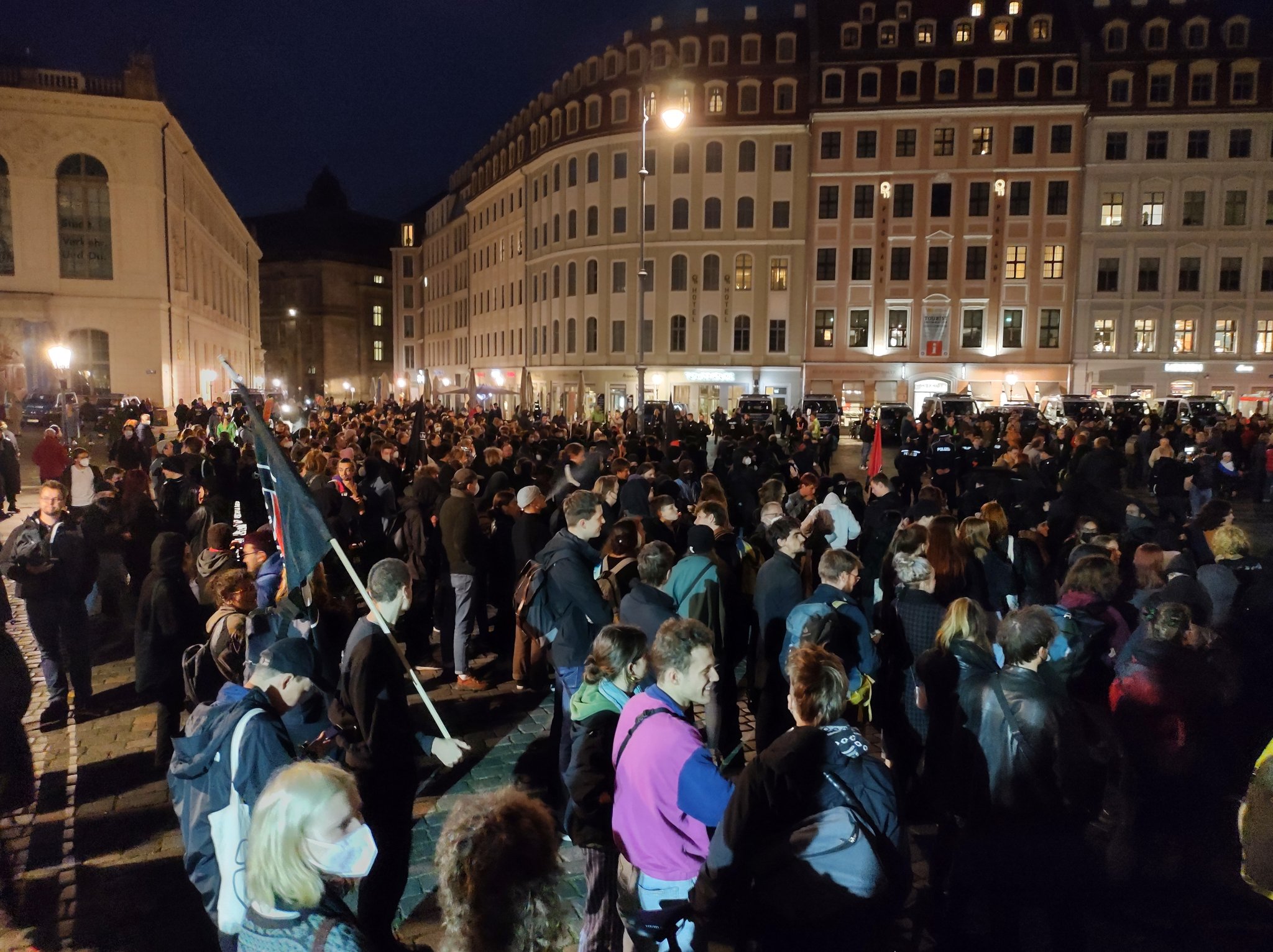 Día y protesta en Alemania. Los alemanes se manifiestan contra los precios de la energía | VÍDEO