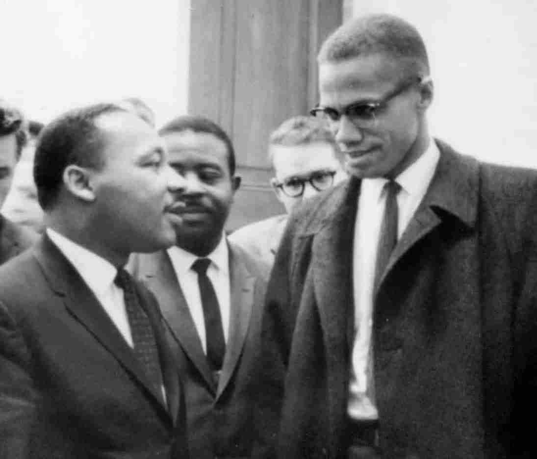 Dos estadounidenses condenados erróneamente por el asesinato de Malcolm X recibirán 36 millones de dólares por daños y perjuicios. Se desvelan detalles increíbles de la historia que conmocionó a Estados Unidos Dos estadounidenses condenados erróneamente por el asesinato de Malcolm X recibirán 36 millones de dólares por daños y perjuicios. Se desvelan detalles increíbles de la historia que conmocionó a Estados Unidos