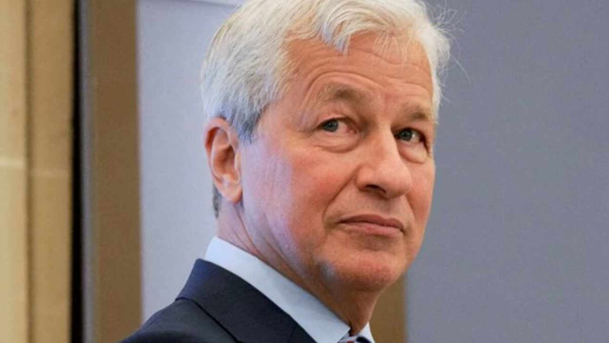 El Consejero Delegado de JPMorgan denuncia el bitcoin como un «esquema Ponzi descentralizado». El Consejero Delegado de JPMorgan denuncia el bitcoin como un «esquema Ponzi descentralizado».