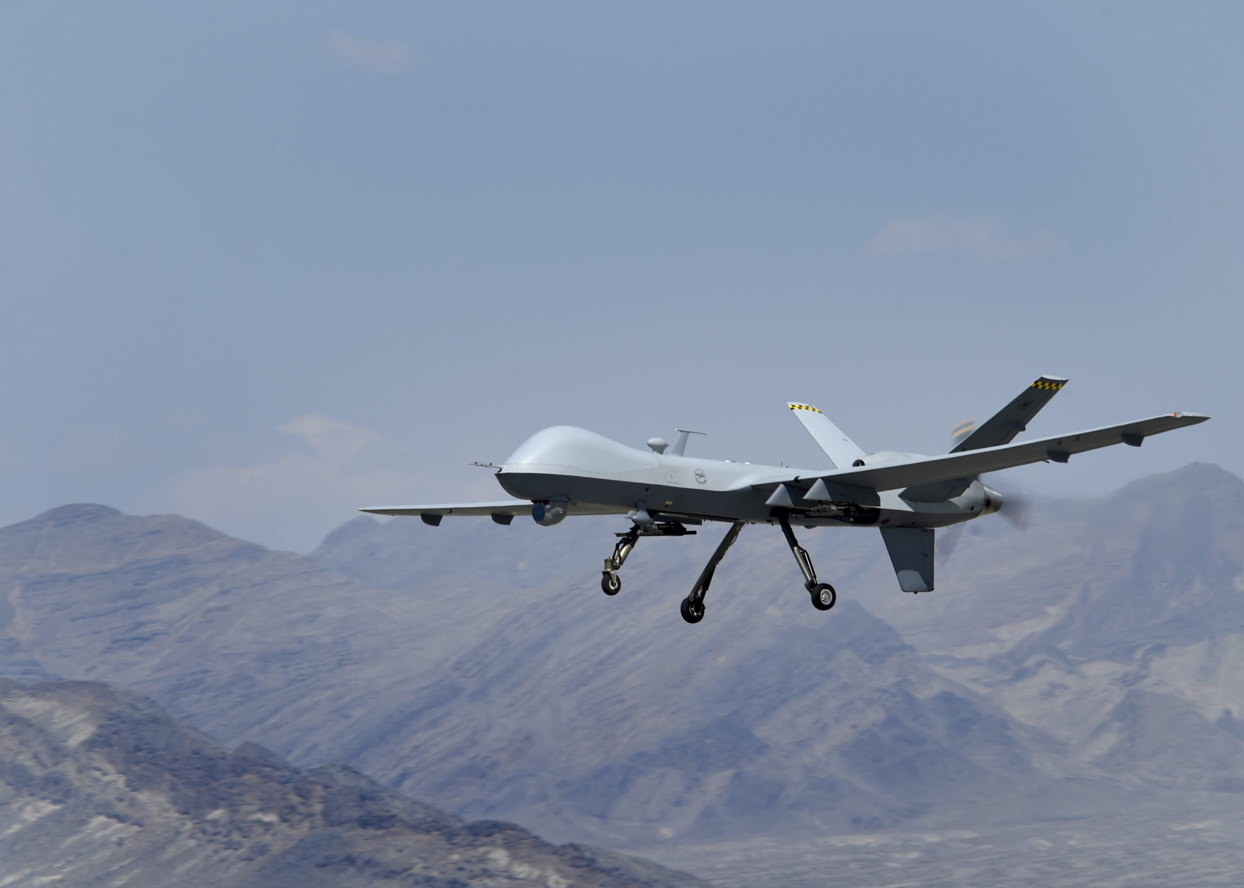 Estonia entrega a Ucrania drones comprados por un ciudadano ruso para el ejército de Putin. El hombre fue detenido y los drones confiscados Estonia entrega a Ucrania drones comprados por un ciudadano ruso para el ejército de Putin. El hombre fue detenido y los drones confiscados