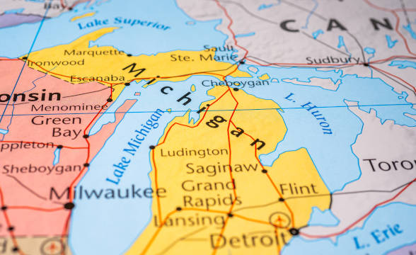 Los investigadores de Michigan se incautan de 56 máquinas de juego y de más de 12.700 dólares Los investigadores de Michigan se incautan de 56 máquinas de juego y de más de 12.700 dólares