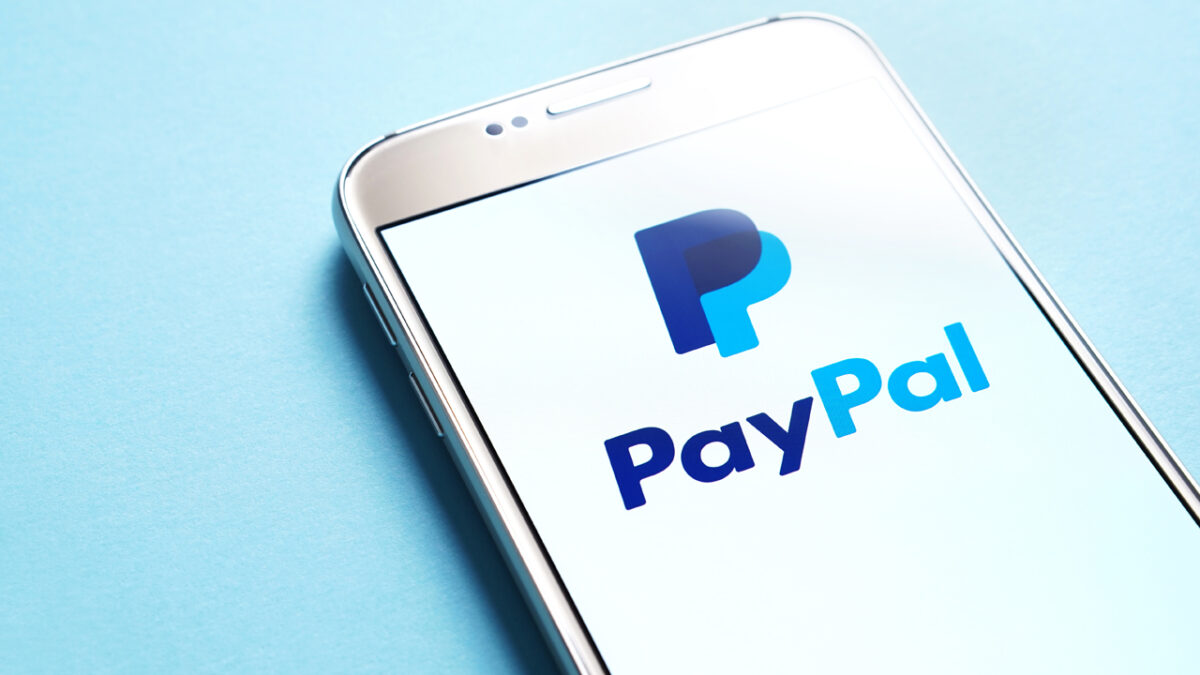 PayPal seguirá sancionando la «información falsa, inexacta o engañosa».