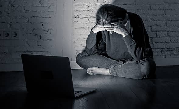 Una mujer se prostituyó para pagar una deuda de juego y quedó embarazada Una mujer se prostituyó para pagar una deuda de juego y quedó embarazada