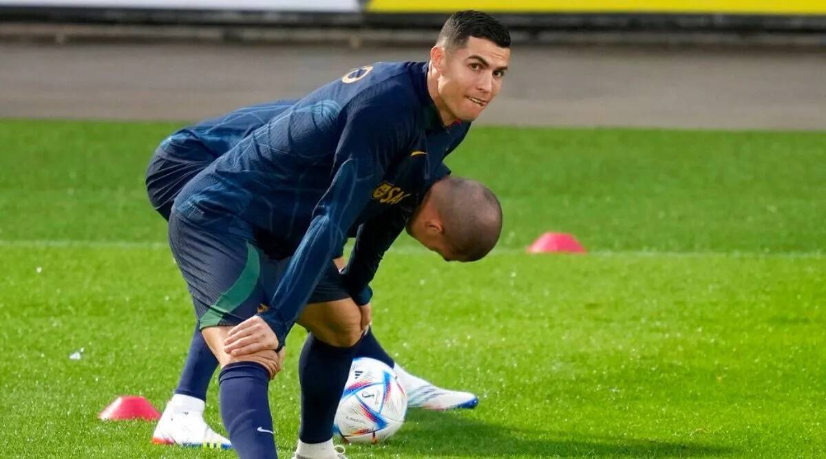 ¿Por qué los jugadores de fútbol escupen tanto en el campo? ¿Por qué los jugadores de fútbol escupen tanto en el campo?