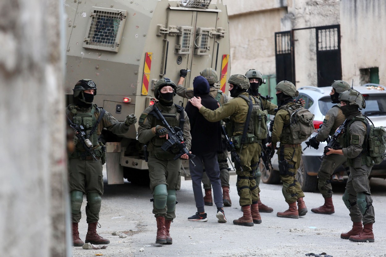 Cisjordania: Tres muertos y tres heridos tras un ataque con cuchillo contra ciudadanos israelíes. El atacante fue abatido por las fuerzas de seguridad