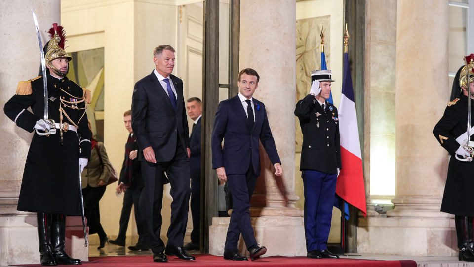 Klaus Iohannis se reúne con el presidente francés Emmanuel Macron en el Palacio del Elíseo / La adhesión de Rumanía a Schengen en la agenda de las conversaciones