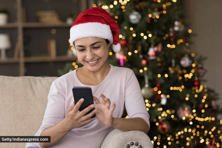 estar soltero, afrontar la soltería, vacaciones, celebraciones navideñas, estar soltero durante las vacaciones, sentimientos, relaciones, noticias indian express