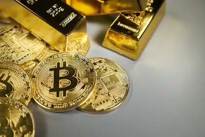 Goldman Sachs dice que el oro supera al bitcoin a largo plazo