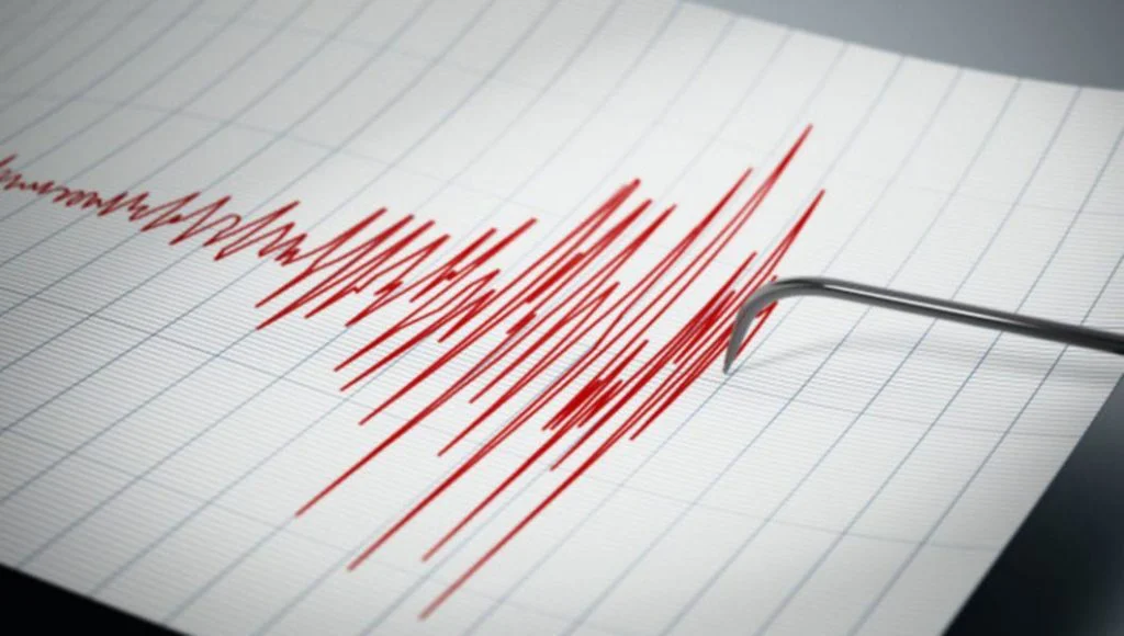 Se produce un gran terremoto de magnitud 6,4 en Indonesia Se produce un gran terremoto de magnitud 6,4 en Indonesia
