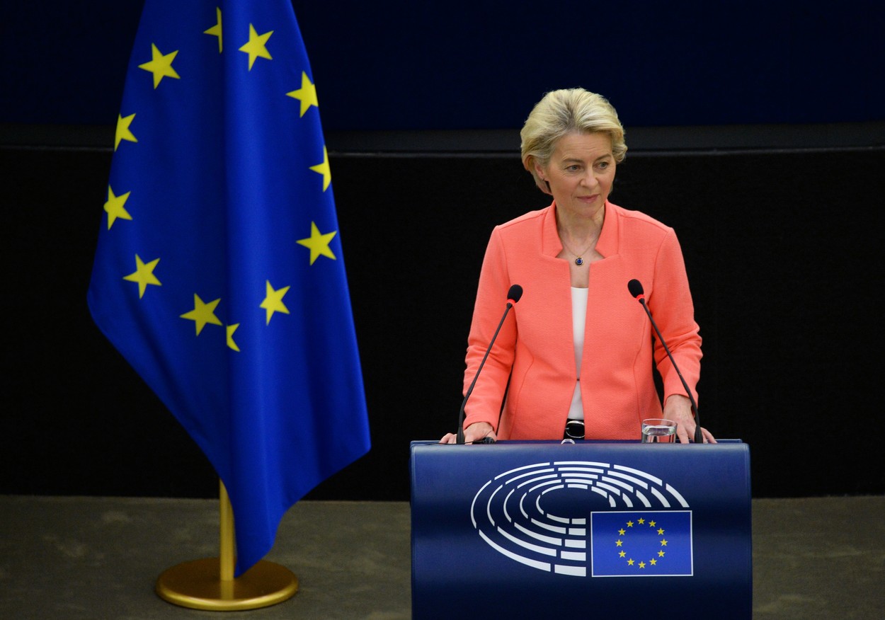 Ursula von der Leyen, ultimátum para los Estados de los Balcanes Occidentales: «Deben decidir si quieren estar con la UE o con Rusia» Ursula von der Leyen, ultimátum para los Estados de los Balcanes Occidentales: «Deben decidir si quieren estar con la UE o con Rusia»