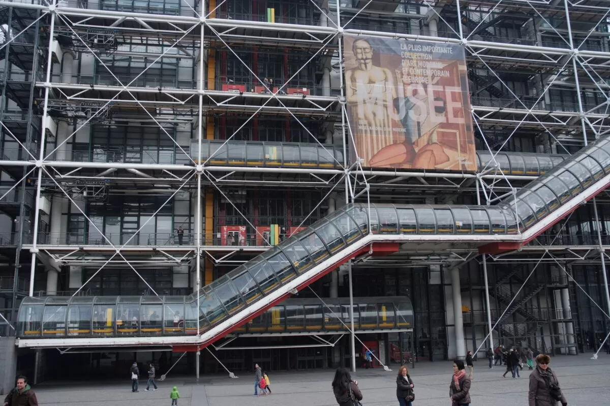La polémica sobre la exposición NFT del Centro Pompidou se extiende por el mundo del arte