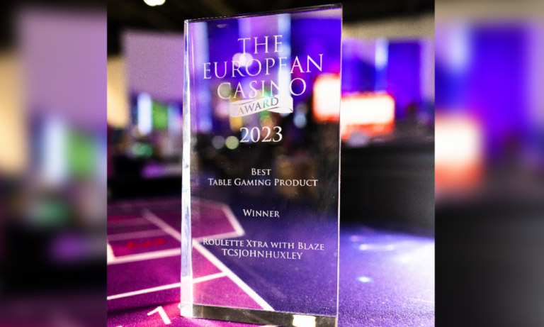 TCSJOHNHUXLEY gana el premio al mejor producto de juego de mesa en los European Casino Awards 2023