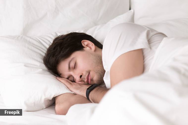 La falta de sueño también puede provocar sensación de hambre